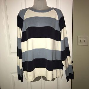 💙 Old Navy Sweater ⚓️